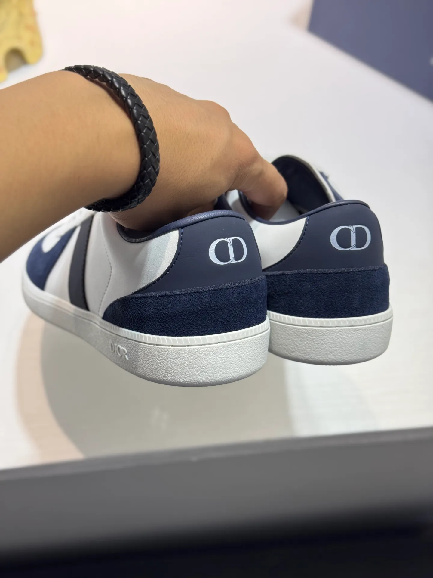 Men's Men's Shoes💰380【New Style】🎠🎠Dior🔍Top Purchasing Agency🇮🇹Di's hot style super popular sneakers are synchronized with the new product counters. The uppers are original Italian imported cowhide, the logo graphics are perfectly reproduced with complex craftsmanship necessary for fashionistas, and the imported soft sheepskin lining is Sole: The original sole is specially provided by the original factory. The exclusive movable molded sole is super comfortable. The original factory follows the order. 🔍🔍Multiple colors are available. You can enter and exit the counter at will. Welcome to compare. A must-have for trendy men. Code number: 38-44 (45 customized